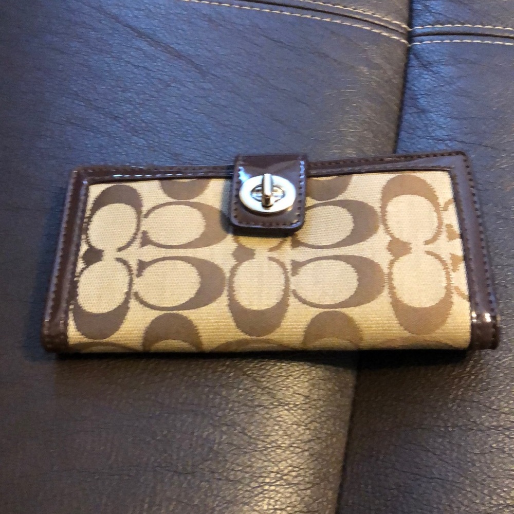 Authentic Coach wallet